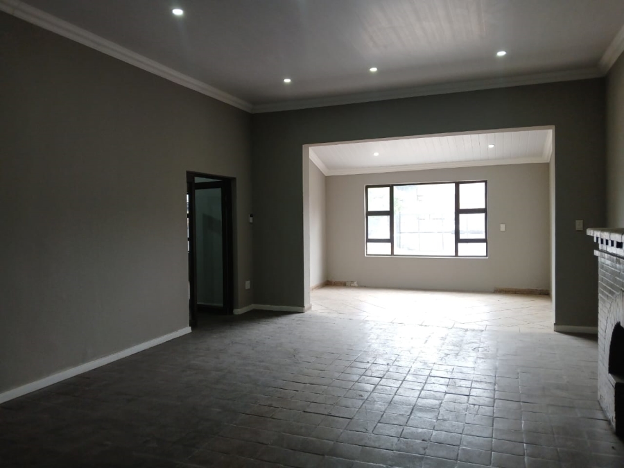 To Let commercial Property for Rent in Rustenburg Central North West